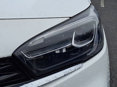 Used 2023 Buick Encore GX Essence image 9