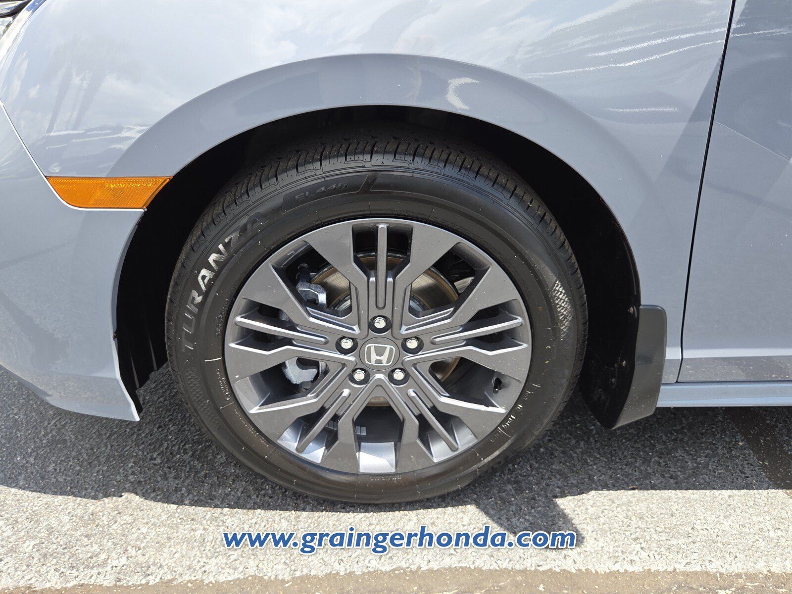 Certified 2026 Honda Odyssey Touring image 9