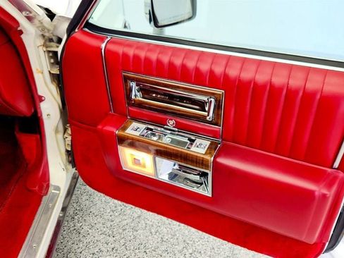 Used 1987 Cadillac Brougham image 29