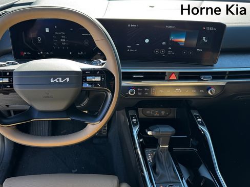 New 2026 Kia Sorento SX Prestige image 14