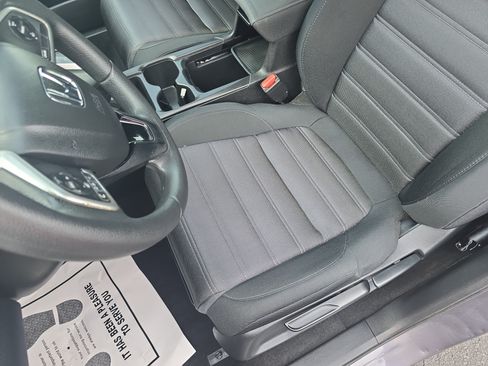 Used 2019 Honda CR-V LX image 13