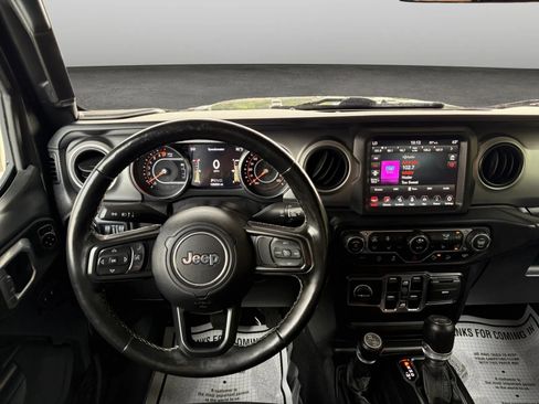 Used 2021 Jeep Wrangler Unlimited Sport AWD/4WD image 28
