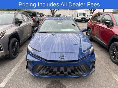 New 2026 Toyota Camry SE FWD image 2