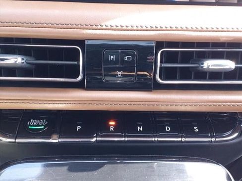 New 2022 Lincoln Nautilus Reserve w/ Equipment Group 201A image 40