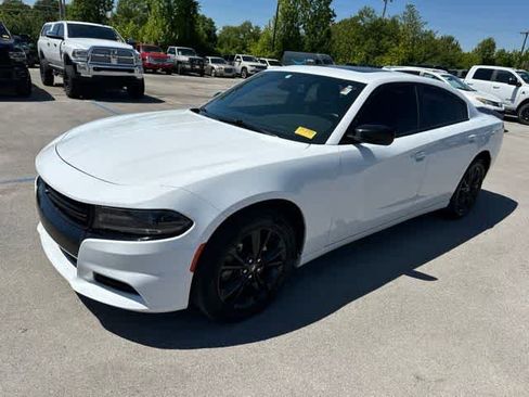 Used 2021 Dodge Charger SXT w/ Blacktop Package AWD/4WD image 2