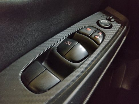 Used 2024 Nissan Sentra SV FWD image 27