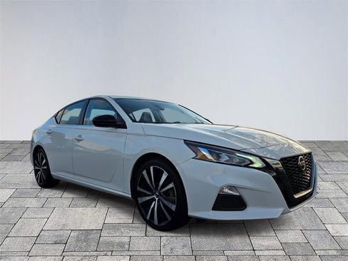Used 2019 Nissan Altima 2.5 SR image 1