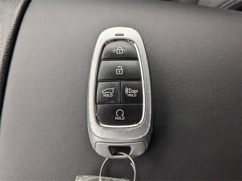 Used 2023 Hyundai Santa Fe SEL image 29