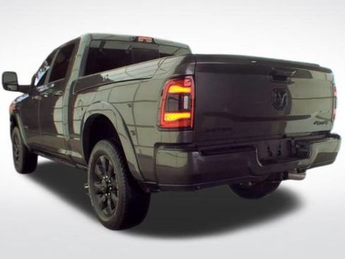 Used 2024 RAM 2500 Limited AWD/4WD image 11
