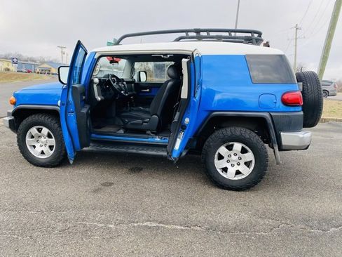 Used 2007 Toyota FJ Cruiser Base image 20