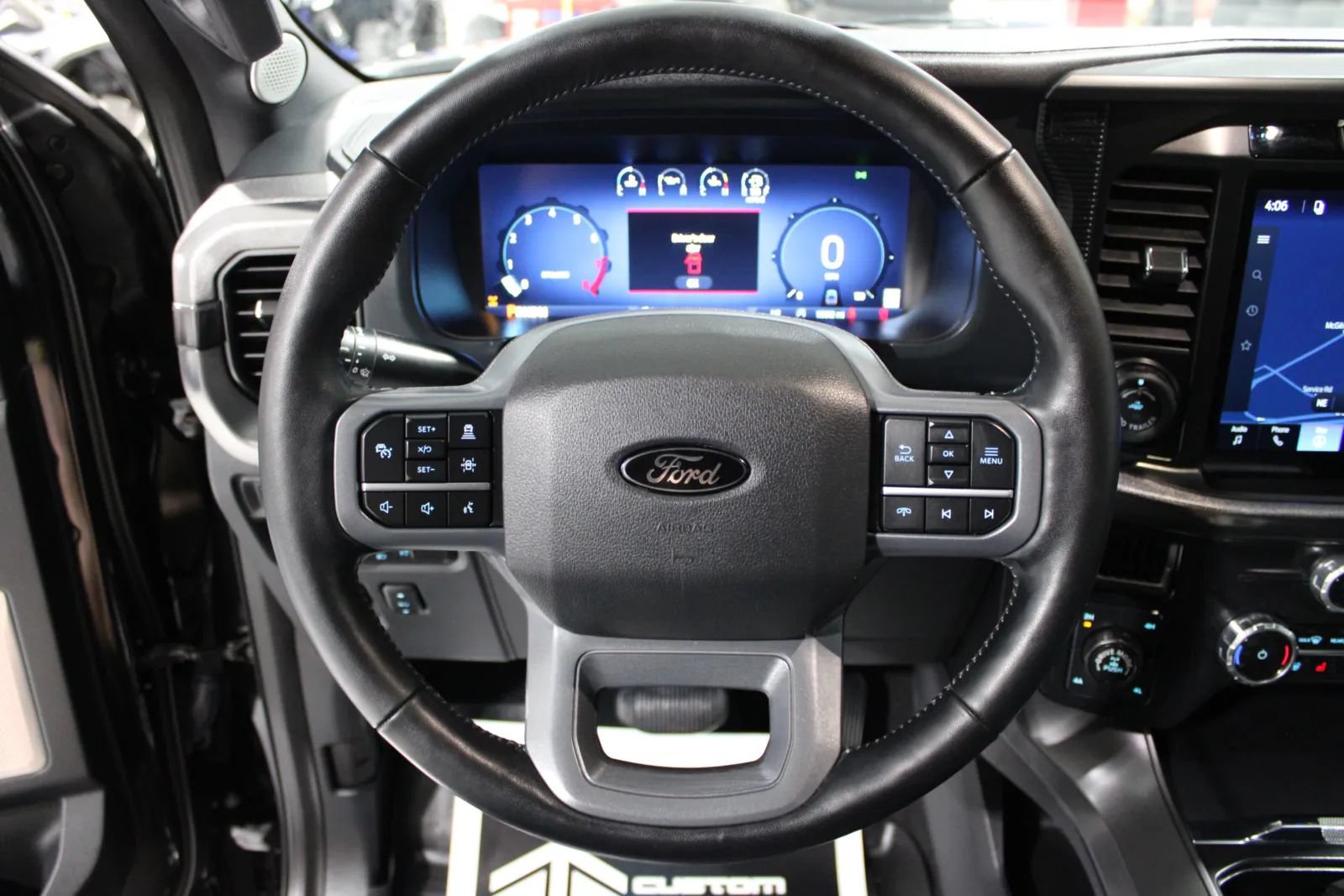 Used 2024 Ford F150 Lariat w/ Equipment Group 502A High AWD/4WD image 7