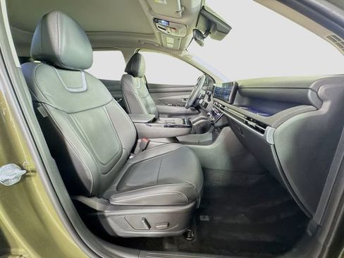 Used 2025 Hyundai Tucson Limited AWD/4WD image 30