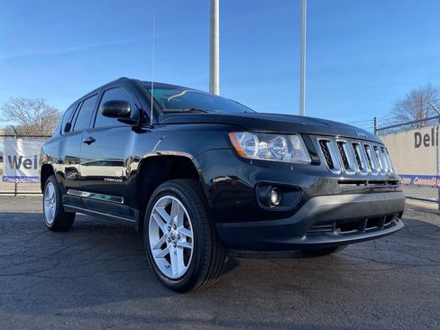 Used 2011 Jeep Compass Limited w/ Sun/Sound Group FWD image 29