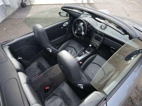 Used 2008 Porsche 911 Carrera S image 17