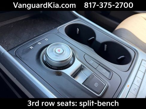 Certified 2026 Kia Carnival LXS FWD image 24