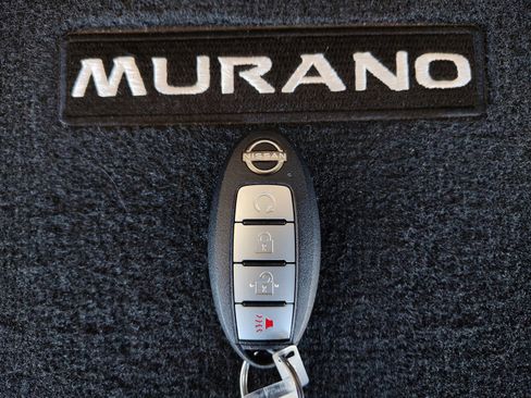 Used 2023 Nissan Murano SV image 30