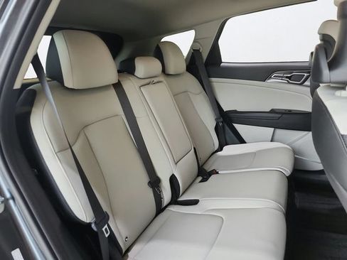 Certified 2023 Kia Sportage EX FWD image 26
