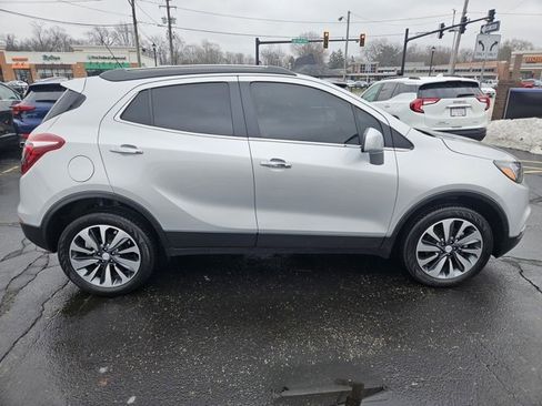 Certified 2022 Buick Encore Preferred w/ Safety Package image 8