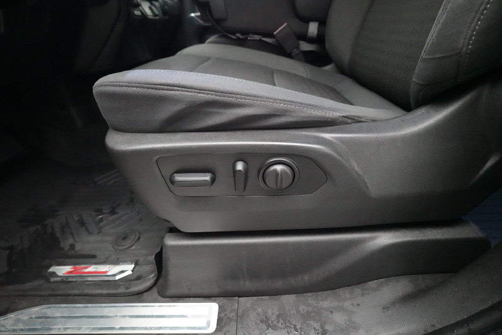Used 2021 Chevrolet Silverado 1500 RST AWD/4WD image 27