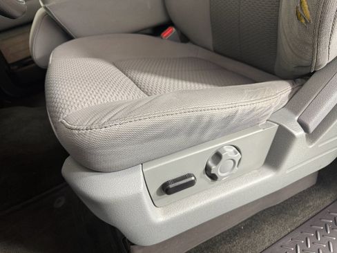 Used 2013 Ford F150 XLT w/ Luxury Equipment Group image 22