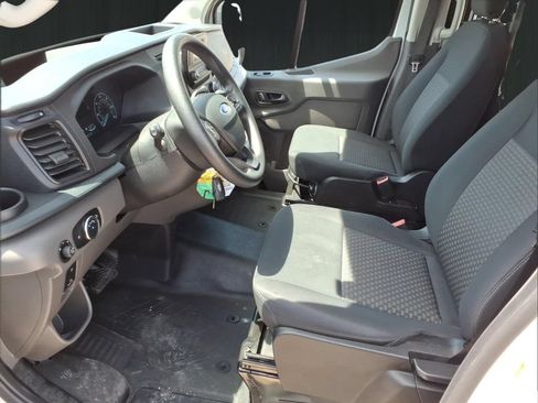 Used 2025 Ford Transit 250 Low Roof w/ Exterior Upgrade Package RWD image 16