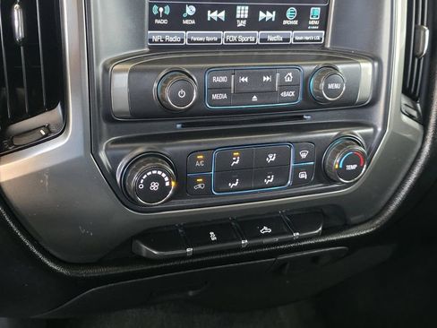 Used 2018 Chevrolet Silverado 1500 LT AWD/4WD image 17