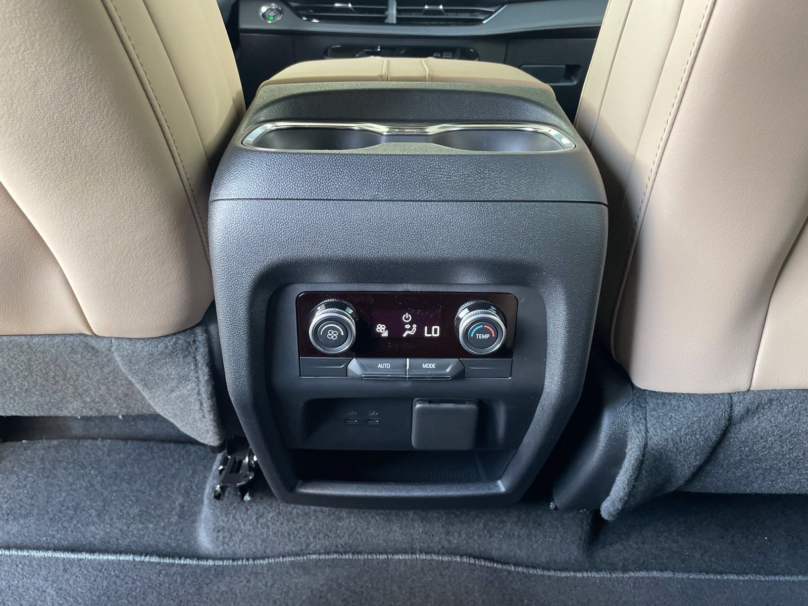 New 2027 Buick Enclave Preferred w/ Power Package FWD image 34
