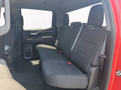 Used 2022 Chevrolet Silverado 1500 RST AWD/4WD image 13