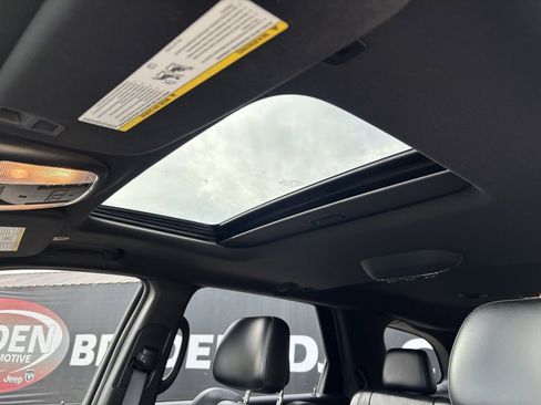 Used 2019 Dodge Durango R/T image 18