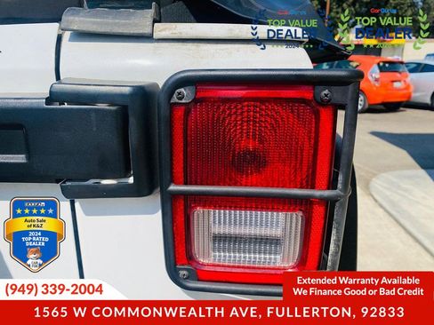 Used 2013 Jeep Wrangler Unlimited Sport image 19