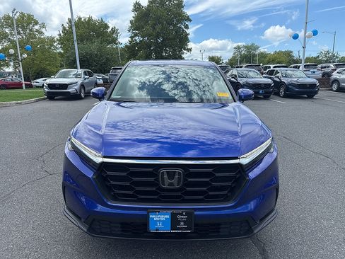 Used 2025 Honda CR-V LX image 1