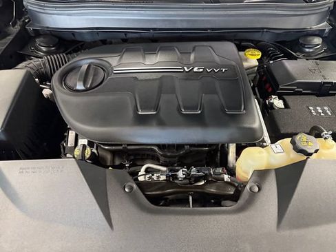 Used 2022 Jeep Cherokee Latitude Lux AWD/4WD image 6