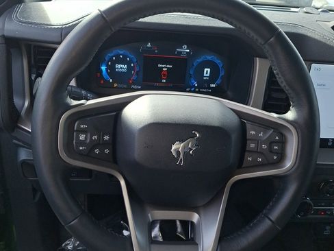 Used 2025 Ford Bronco Outer Banks image 11