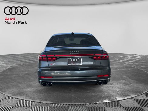 Used 2023 Audi S8 AWD/4WD image 4