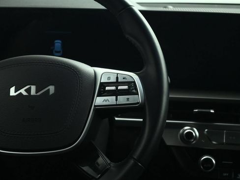Certified 2025 Kia Telluride S FWD image 43