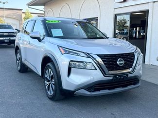 Used 2023 Nissan Rogue SV FWD video 1