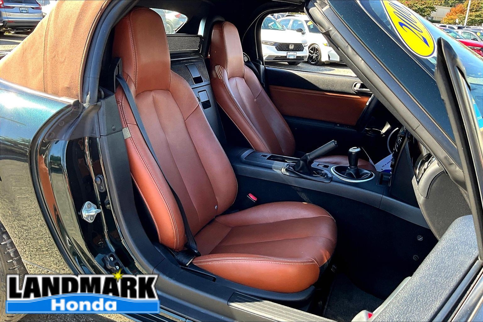 Used 2008 MAZDA MX-5 Miata Grand Touring RWD image 7