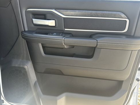 Used 2024 RAM 2500 Big Horn image 14