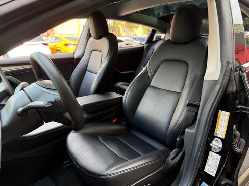 Used 2021 Tesla Model 3 Performance AWD/4WD image 25