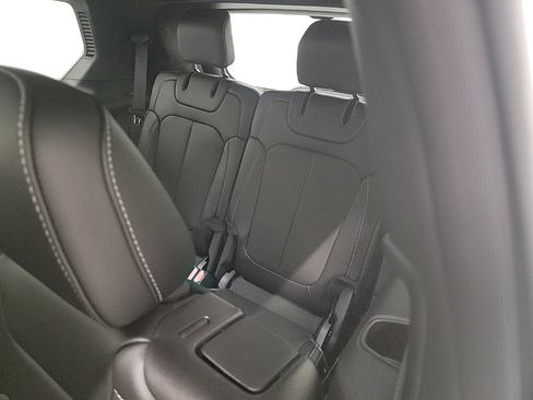 New 2025 Jeep Grand Cherokee L Limited w/ Luxury Tech Group II image 11