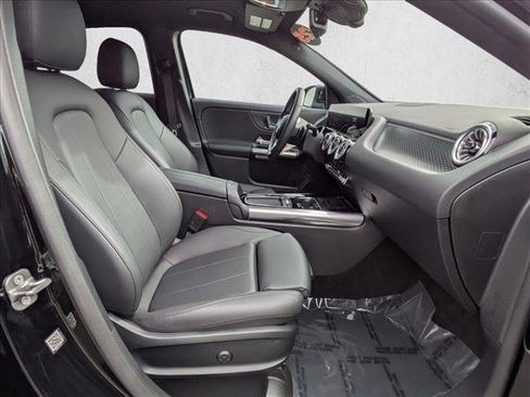 Certified 2025 Mercedes-Benz GLA 250 image 21