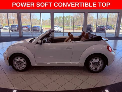 Used 2015 Volkswagen Beetle 1.8T image 4