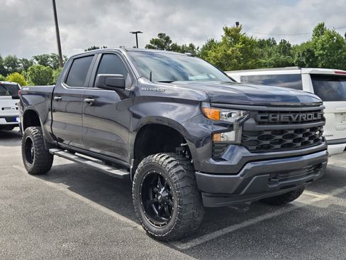 Used 2023 Chevrolet Silverado 1500 Custom AWD/4WD image 3