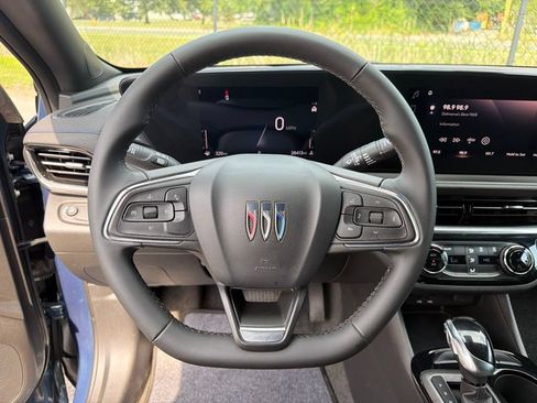 Used 2024 Buick Envista Sport Touring FWD image 15