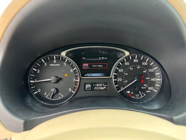 Used 2015 Nissan Altima 3.5 SL FWD image 15