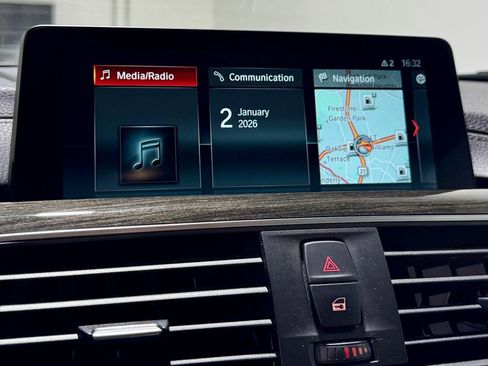 Used 2018 BMW 430i Convertible image 16