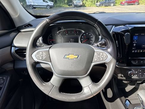 Used 2021 Chevrolet Traverse LT AWD/4WD image 14