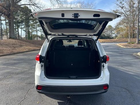 Used 2019 Toyota Highlander Plus image 23