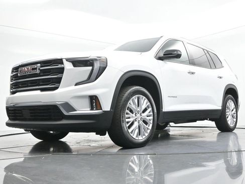 Used 2024 GMC Acadia Elevation w/ Luxury Package FWD image 51