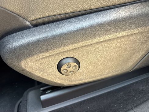 Used 2022 Mercedes-Benz GLE 350 image 24